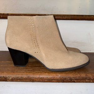 Vionic Tan Suede Ankle Boot